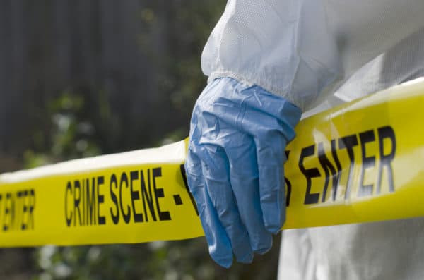 CSI in Real Life Vs TV: 8 Common Myths 1 forensic science myths